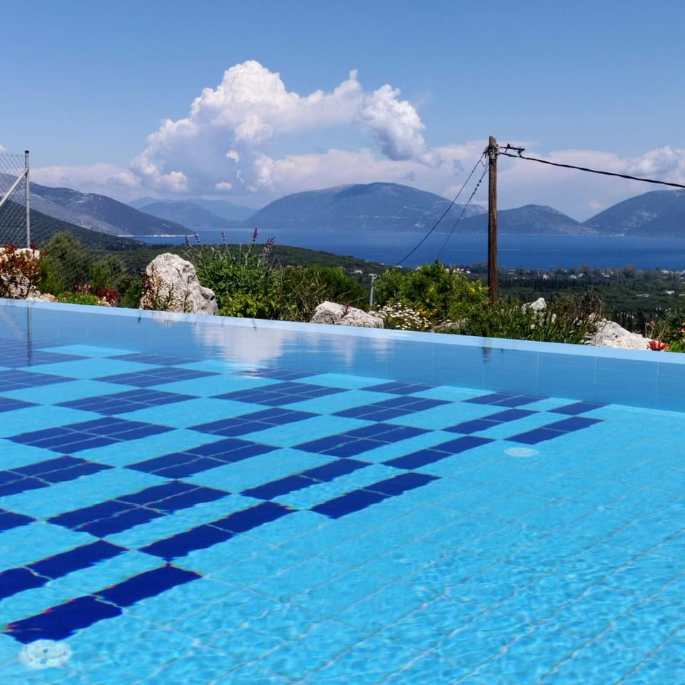 Day, Natural landscape, Mountain view, Pool view, Swimming pool