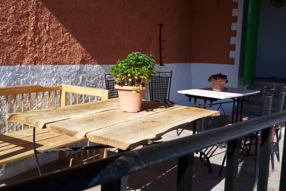 Casa-villa rural completa para hasta 9 personas Apartment in Aragon