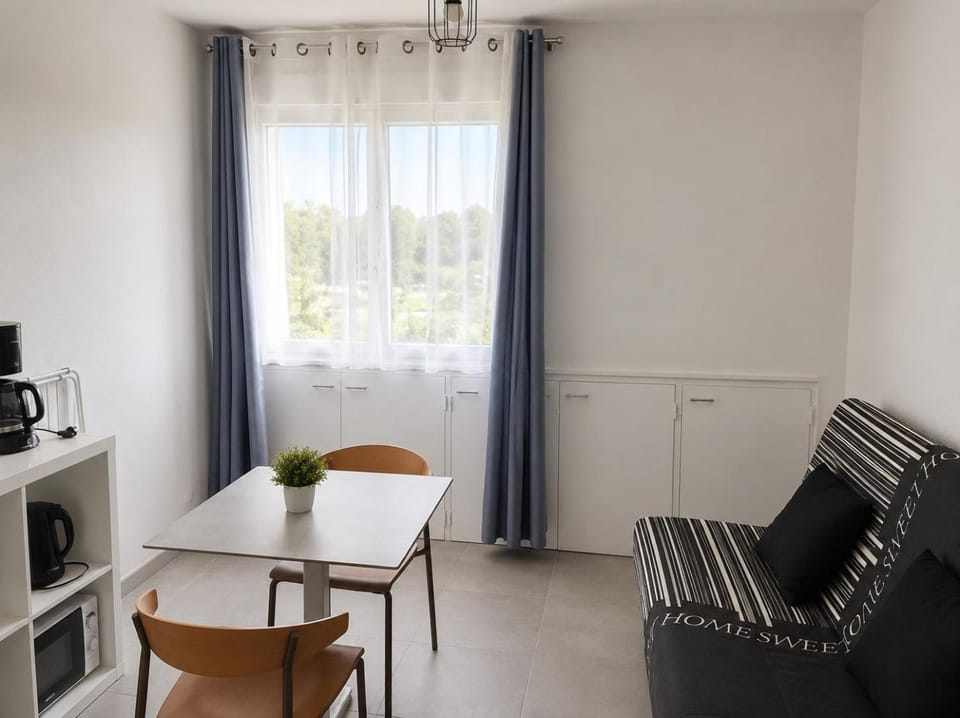 Studio - Marina 4 - 17 allée des Pinons - 2-1 Apartment in Saint-Jean-de-Monts