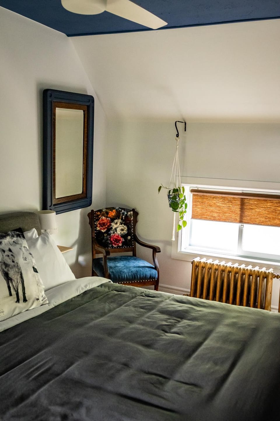 Au Loup, maison élégante avec arrivée autonome Inn in Quebec