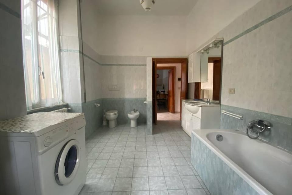 Toilet, Bathroom, Bath, washing machine