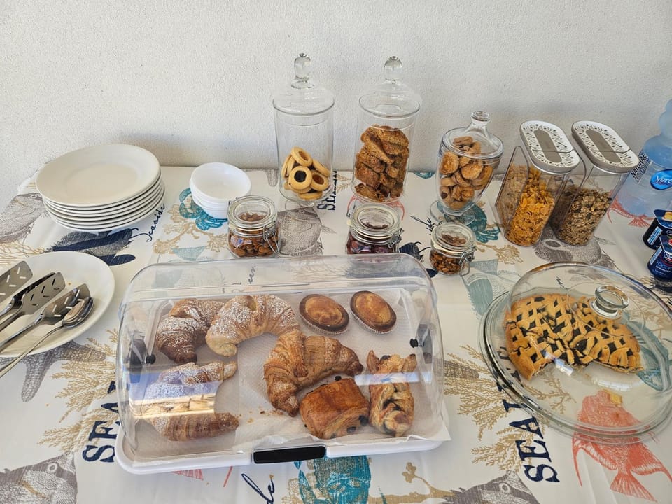 B&B SOLE Bed and Breakfast in Torre San Giovanni