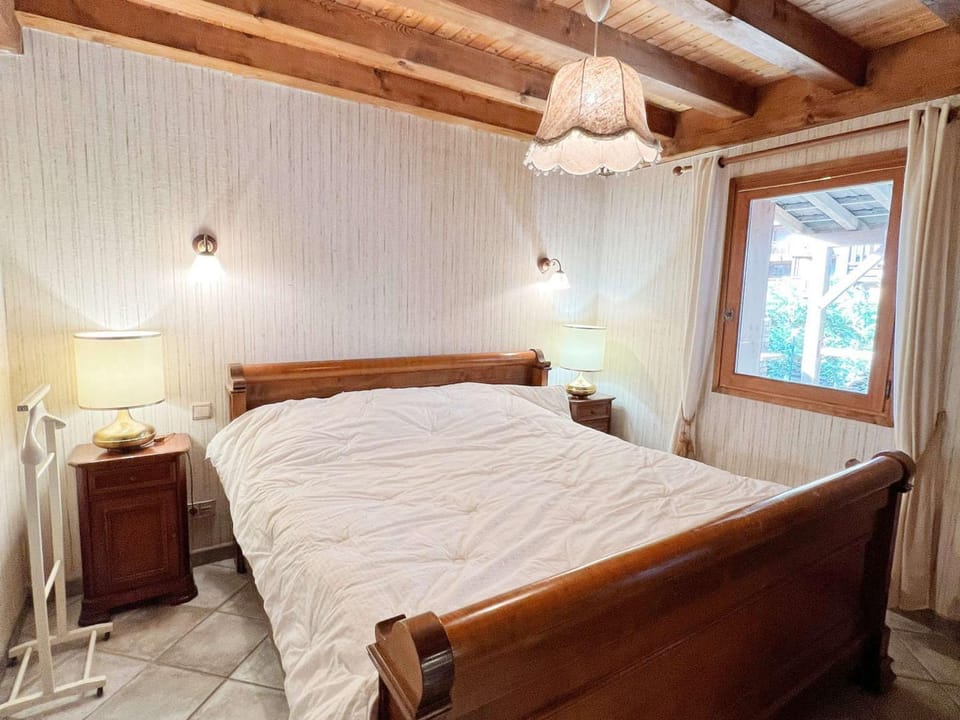 Chalet au centre de Samoëns avec jardin et cheminée - FR-1-624-17 Chalet in Samoëns