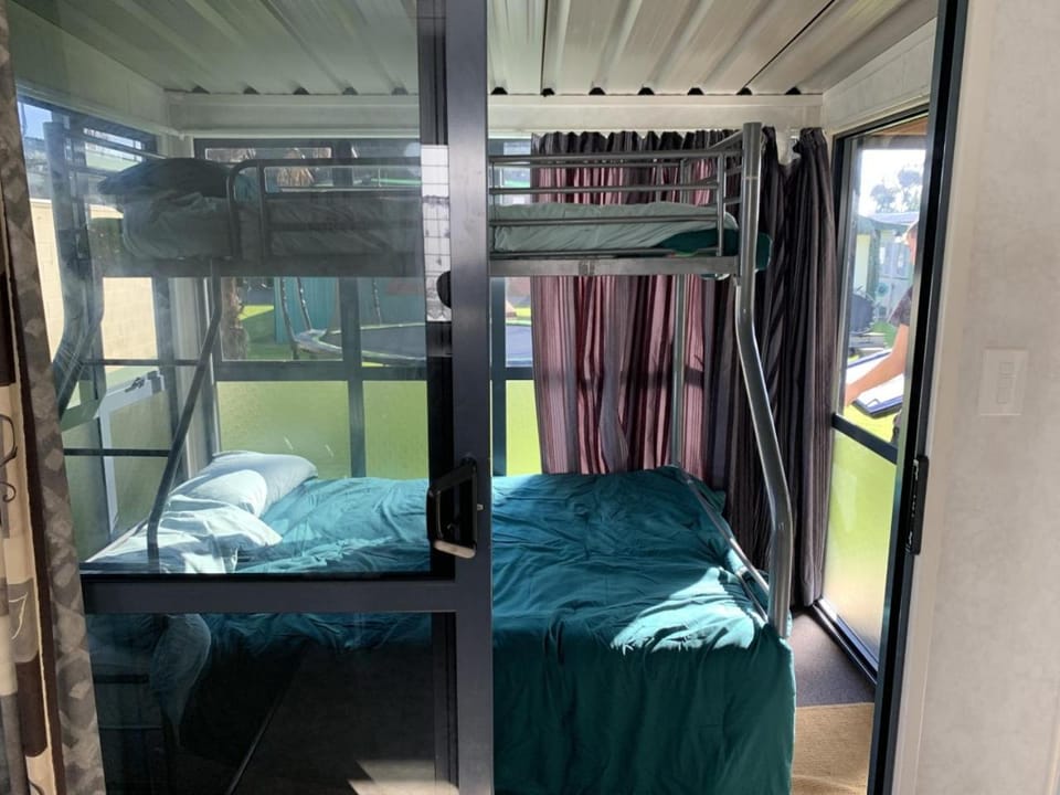 bunk bed