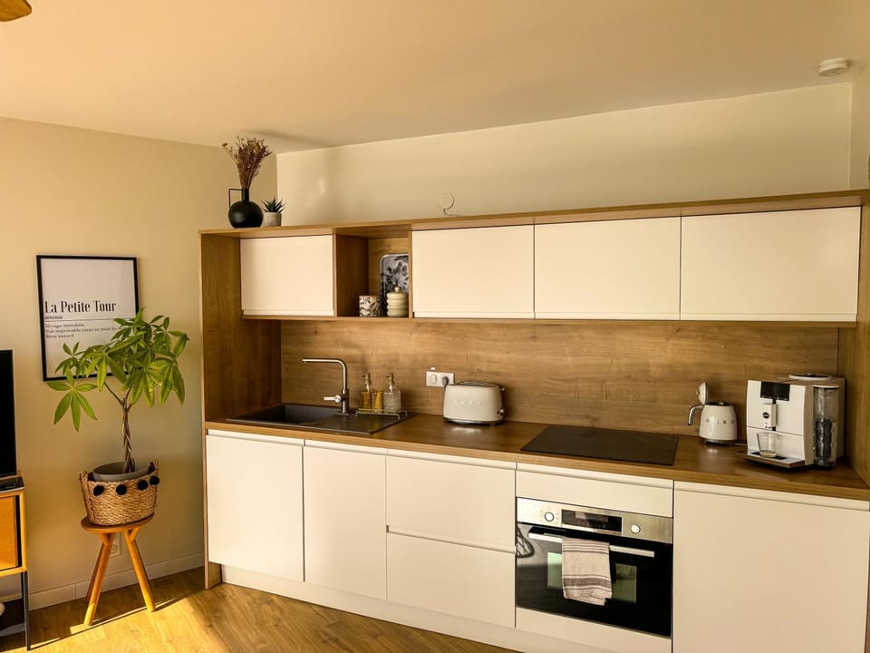 La Petite Tour Apartment in Occitanie