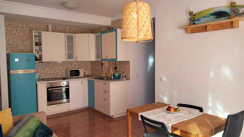 Mellow Yellow Apartment in El Cotillo