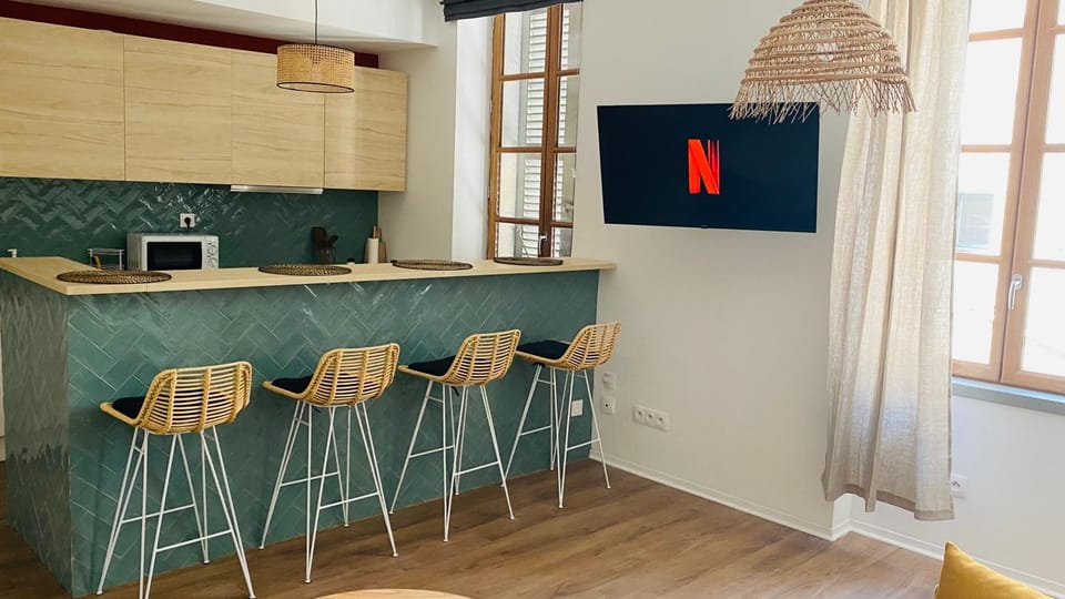 TV and multimedia, Kitchen or kitchenette, Lounge or bar
