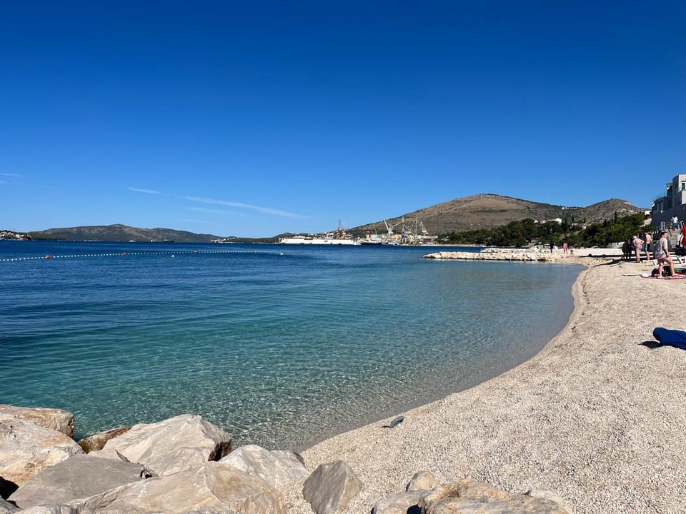 Luxury sea view apartment 20 m from the sea Apartment in Okrug Gornji