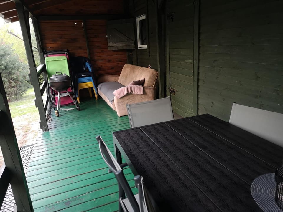 BBQ facilities, Balcony/Terrace, Seating area, Dining area