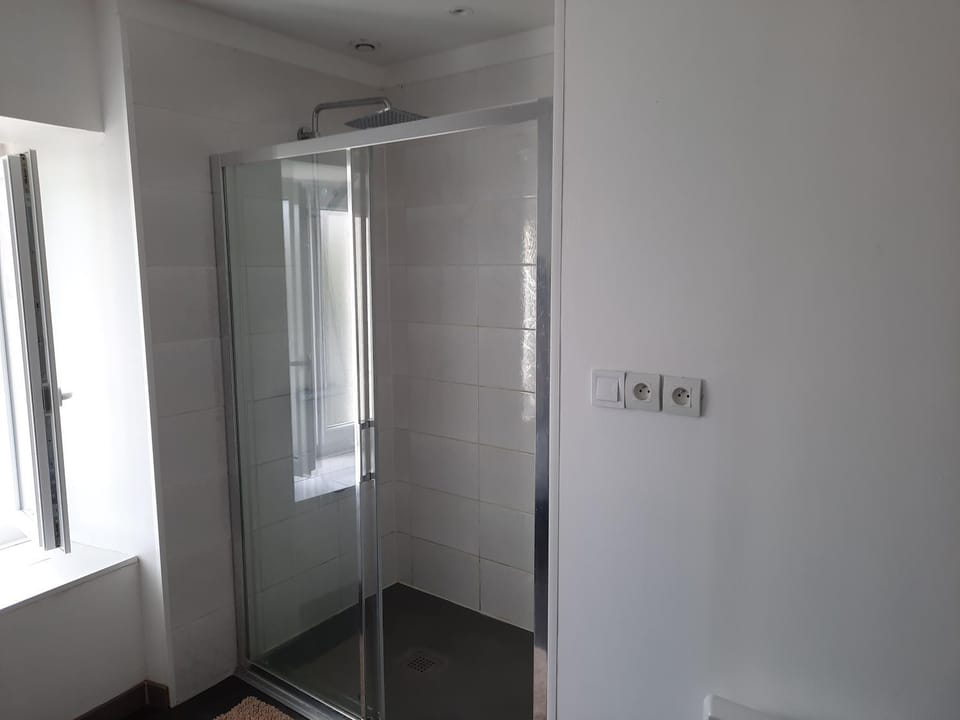 Appartement très spacieux 4 chambres 6 couchages Apartment in Bourgogne-Franche-Comté