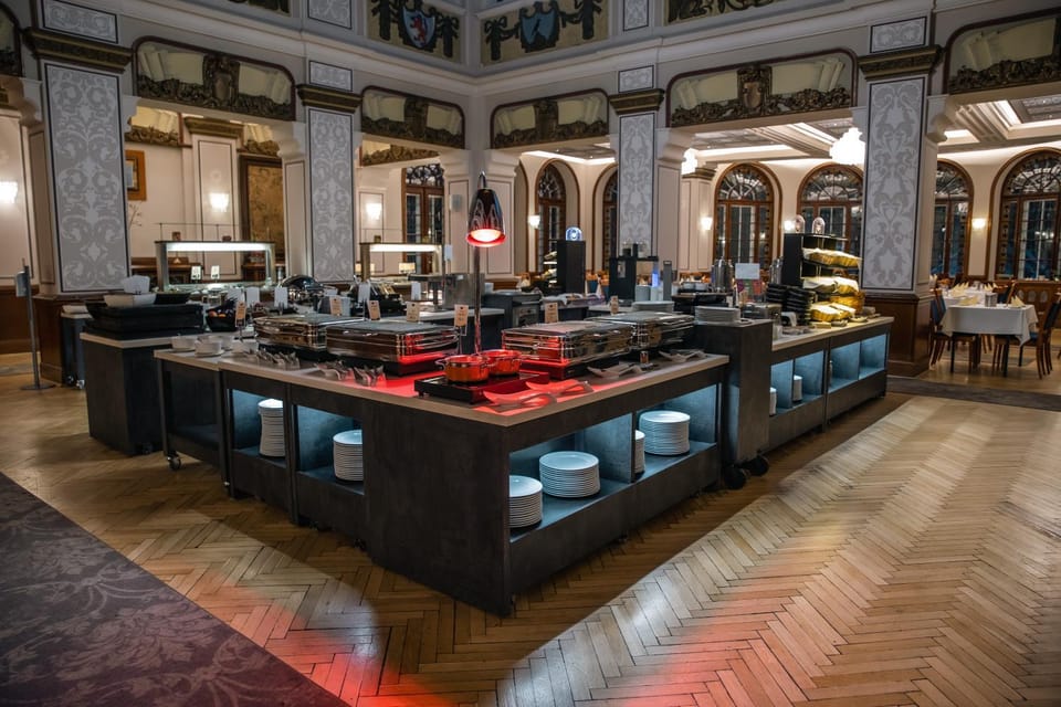 Restaurant/places to eat