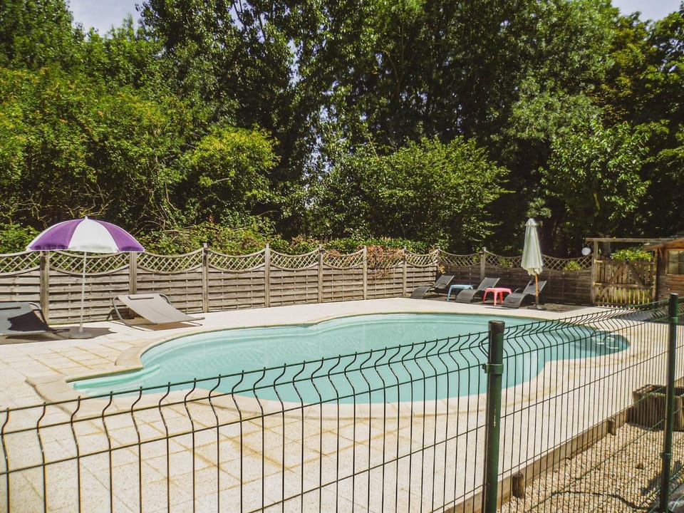 Pool view, Swimming pool, Swimming pool