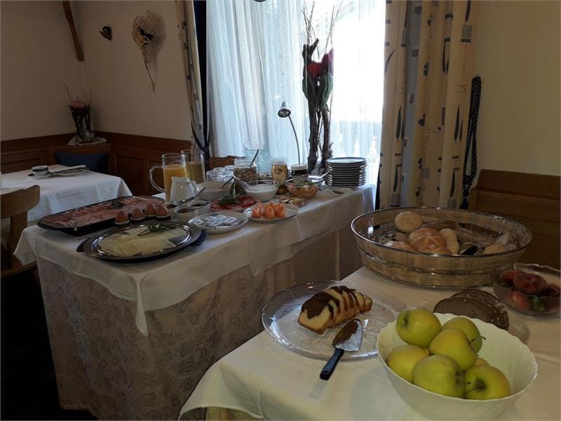 Haus Gassbauer Bed and Breakfast in Trentino-South Tyrol