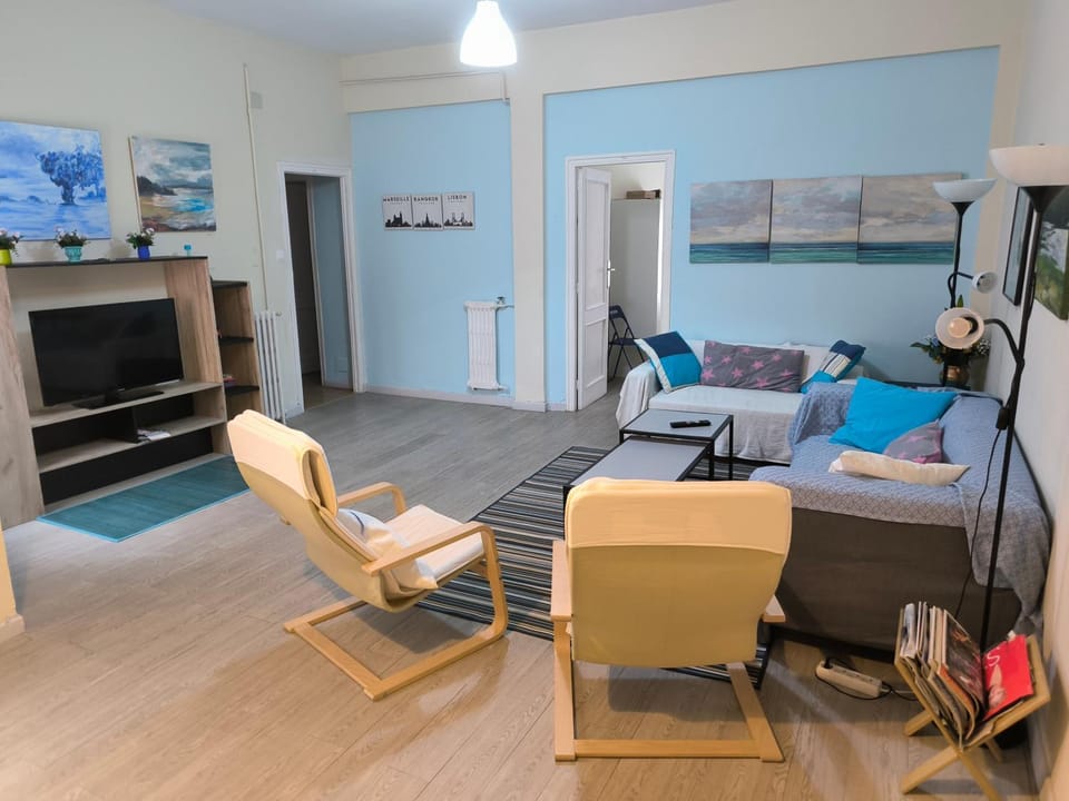 Living room, Lobby or reception