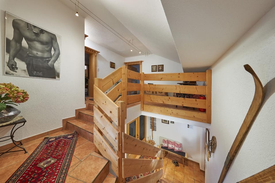 Facade/entrance, Seating area, Internal: Not applicable to any particular room