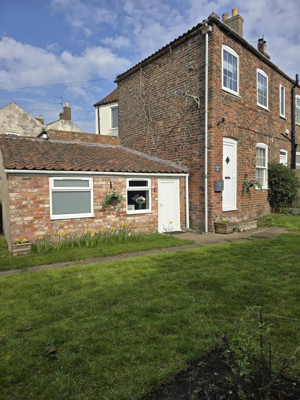 Property building, Garden, Garden view