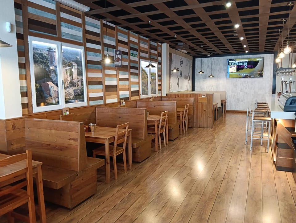 Lounge or bar