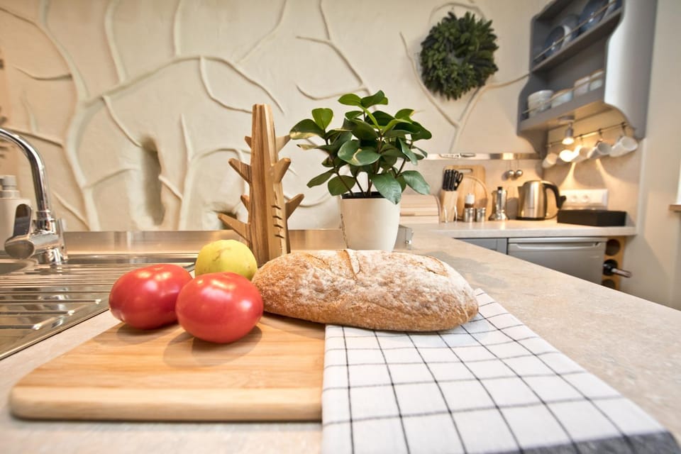 Kitchen or kitchenette, Breakfast, kitchen