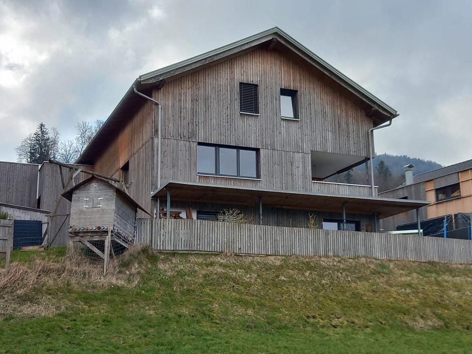 Property building, Day