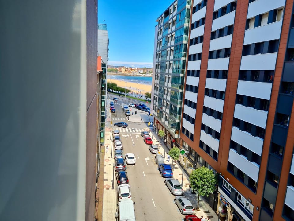Property building, Off site, View (from property/room), View (from property/room), City view, Sea view, Sea view, Street view, Street view, Parking