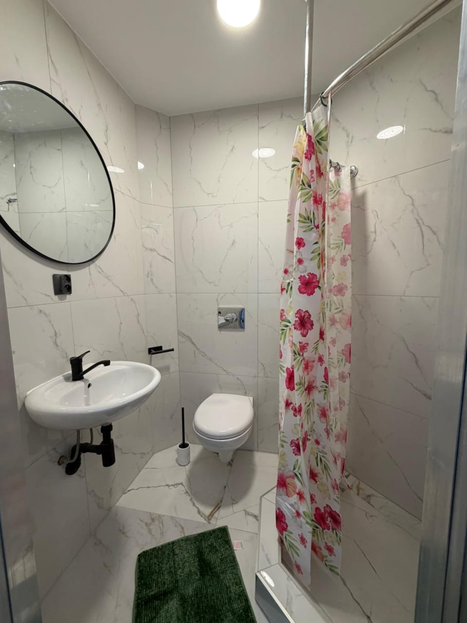 Kolorowe Apartamenty w Mielnie! 350m od plaży - 100m od jeziora! Apartment in West Pomeranian Voivodeship, Poland