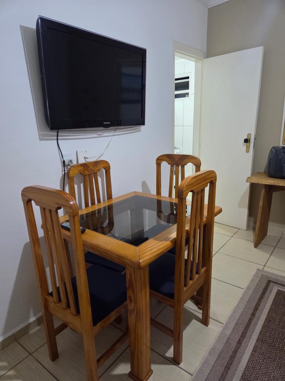 Apartamento Pé na Areia - Ubatuba Toninhas - 5 pessoas Apartment in State of São Paulo