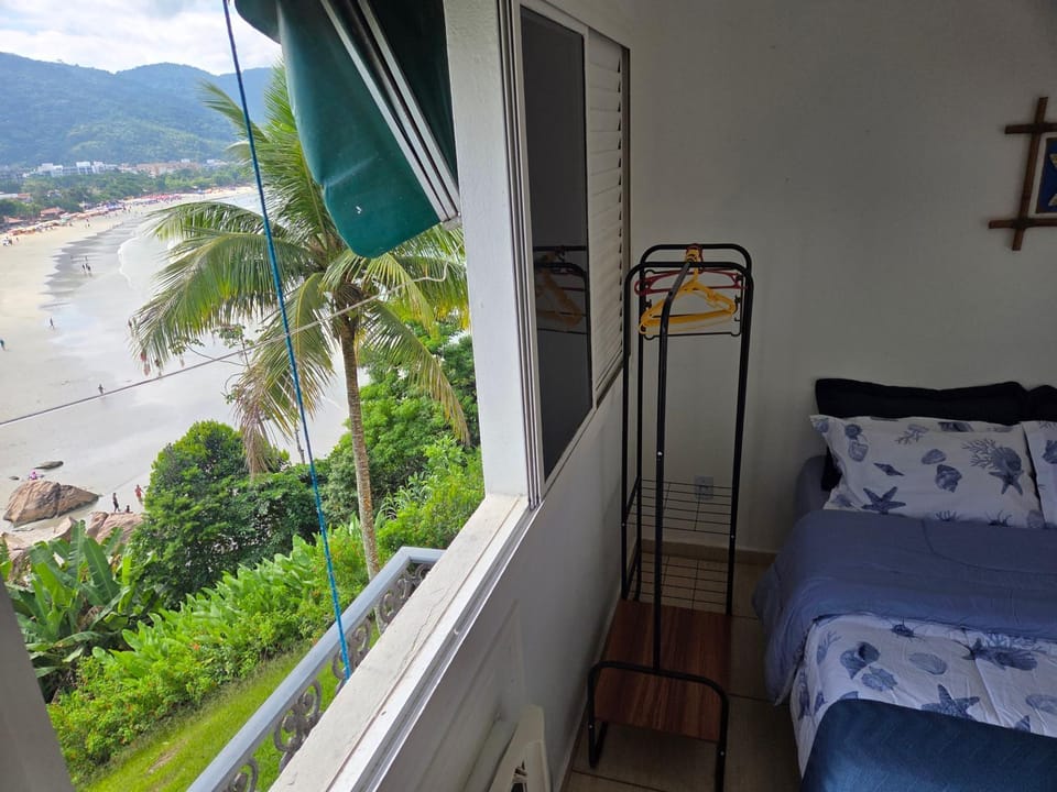 Apartamento Pé na Areia - Ubatuba Toninhas - 5 pessoas Apartment in State of São Paulo