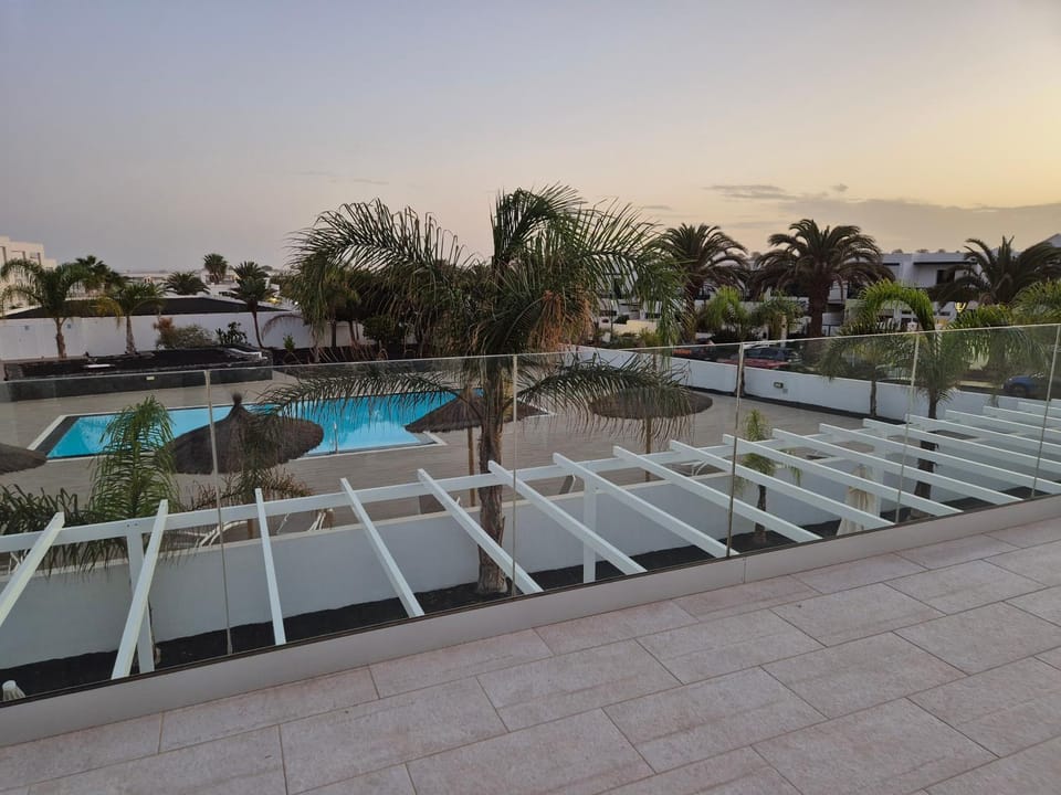 Pool view, Swimming pool
