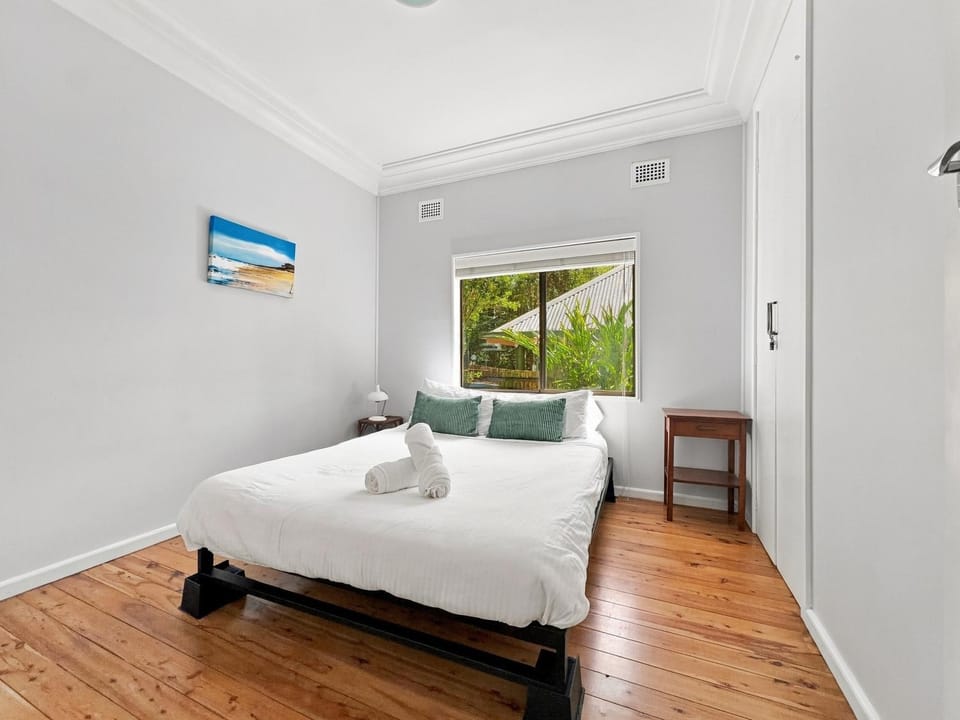 Pearl Beach Semi - 2 min to sand & sea - Wattle House in Patonga
