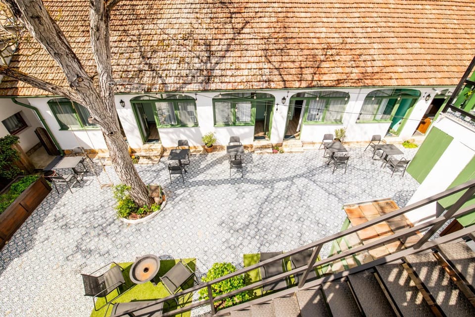 Garden, Balcony/Terrace