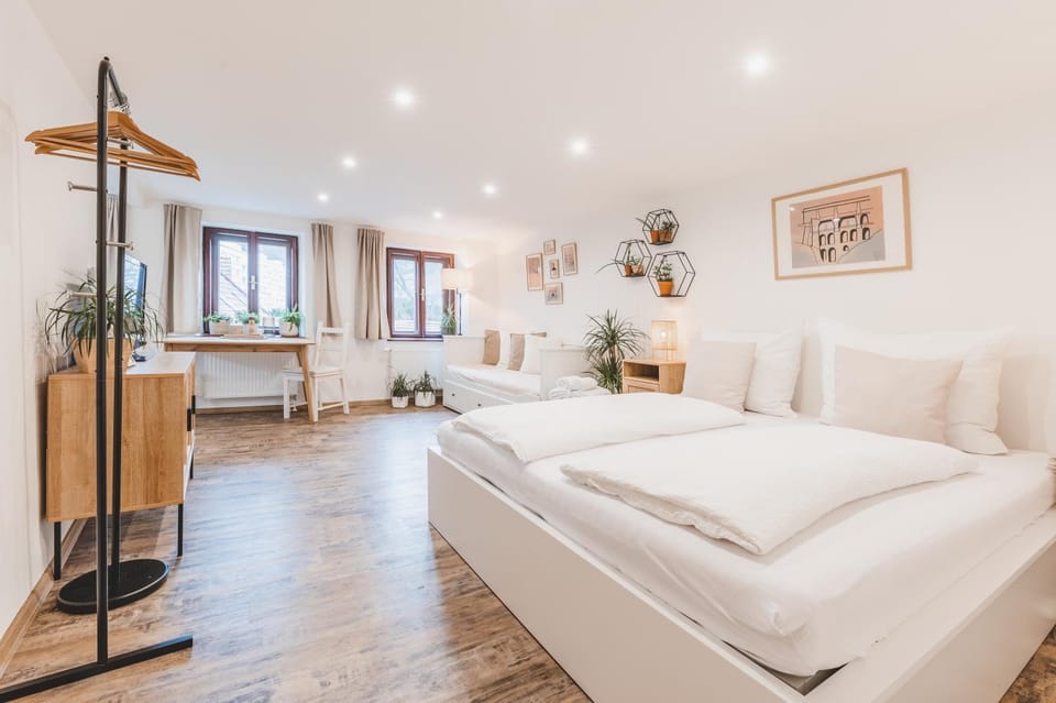Bed, Photo of the whole room