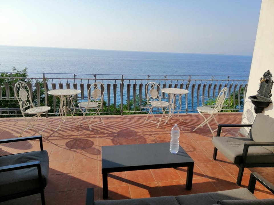 Ellysblue Bed and Breakfast in Pizzo