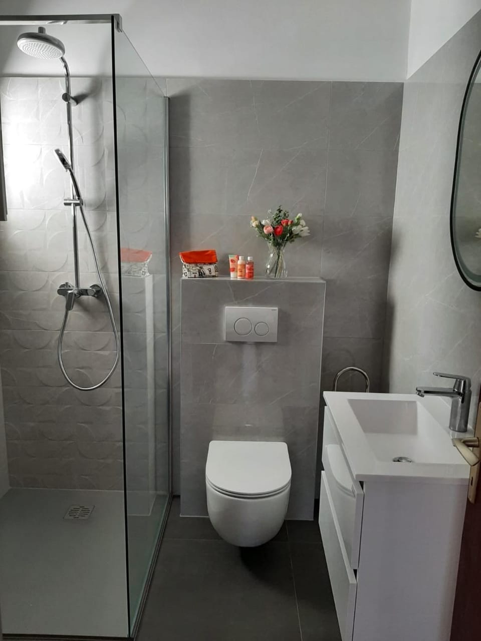 Spacious apartment w balcony big garden & grill Apartment in Šibenik-Knin County, Croatia