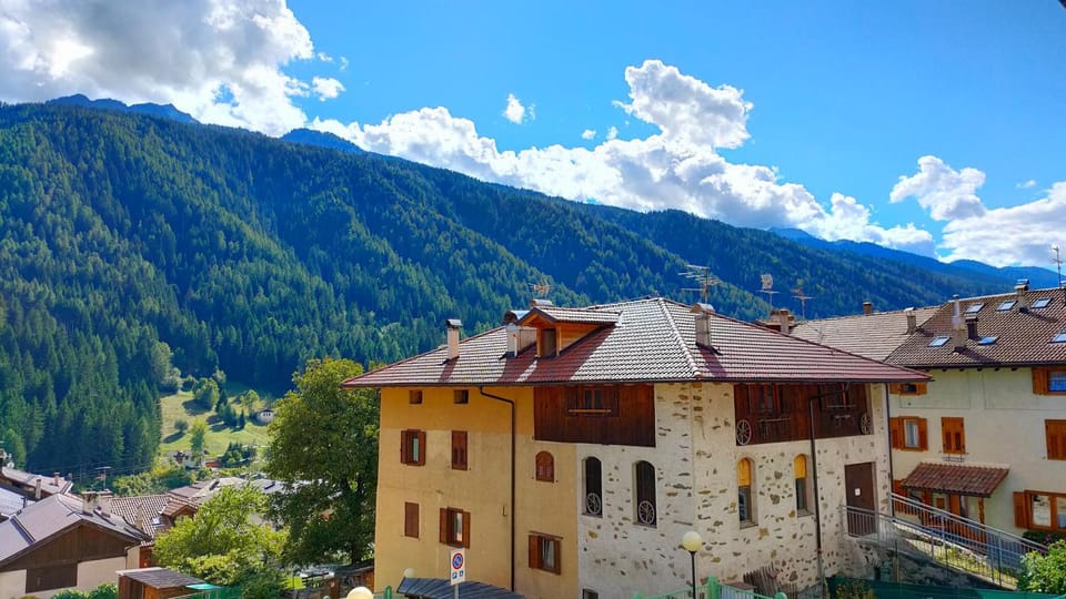 CASA PICCOLO SOLE House in Province of Brescia