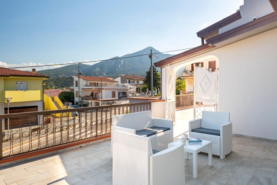 Property building, Balcony/Terrace