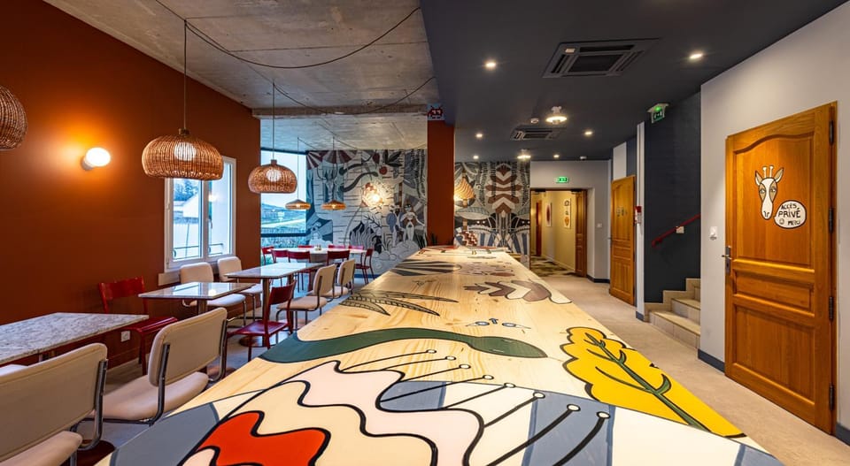 Lounge or bar, Breakfast