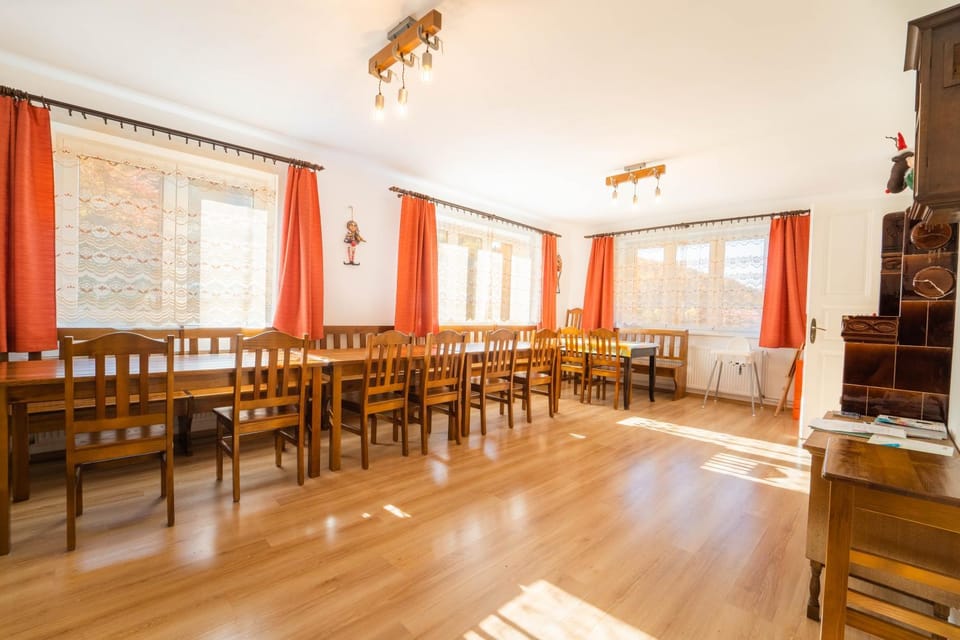Meeting/conference room, Meals