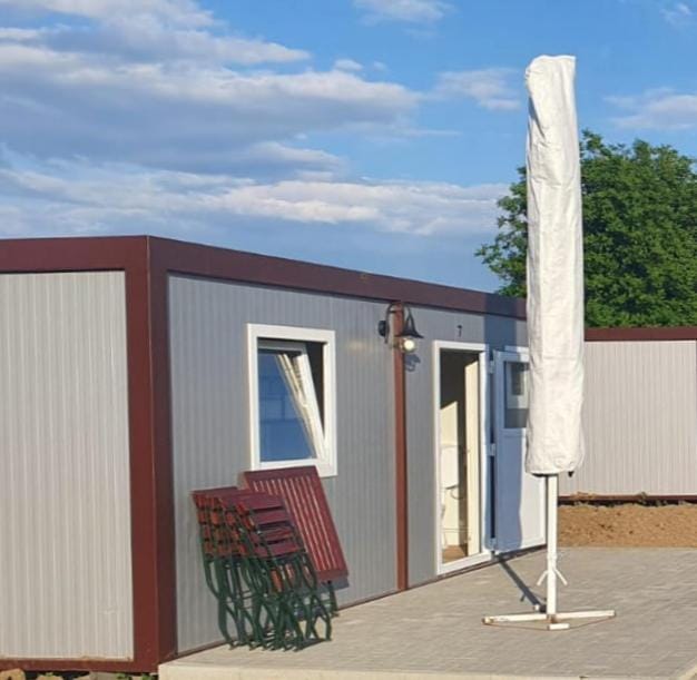 GLAMTAINER COURT Campground/ 
RV Resort in Romania