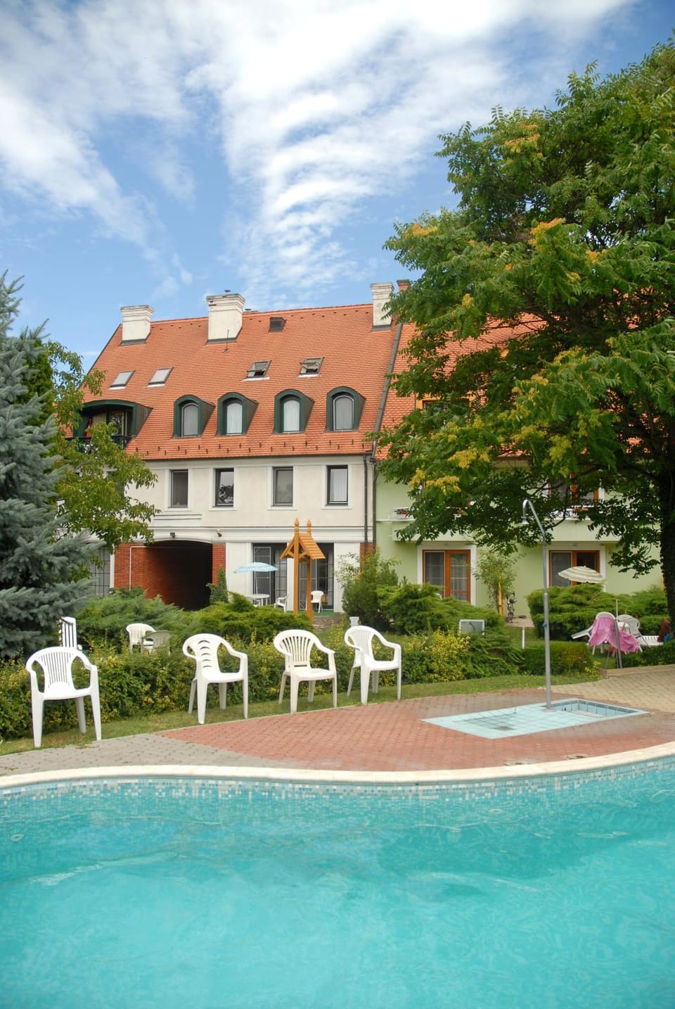 Spring, Winter, Summer, Autumn, On site, Swimming pool