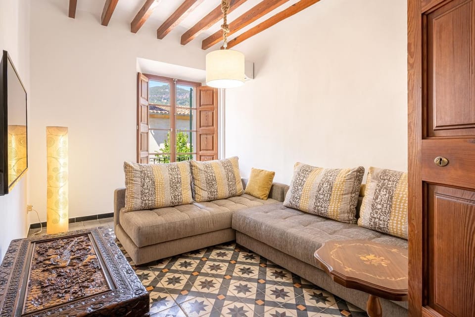 Property building, Living room