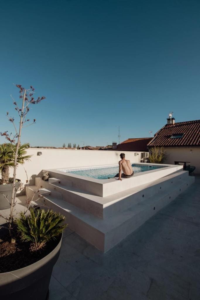 Hostal Comfort Suites Bed and Breakfast in Castile and León