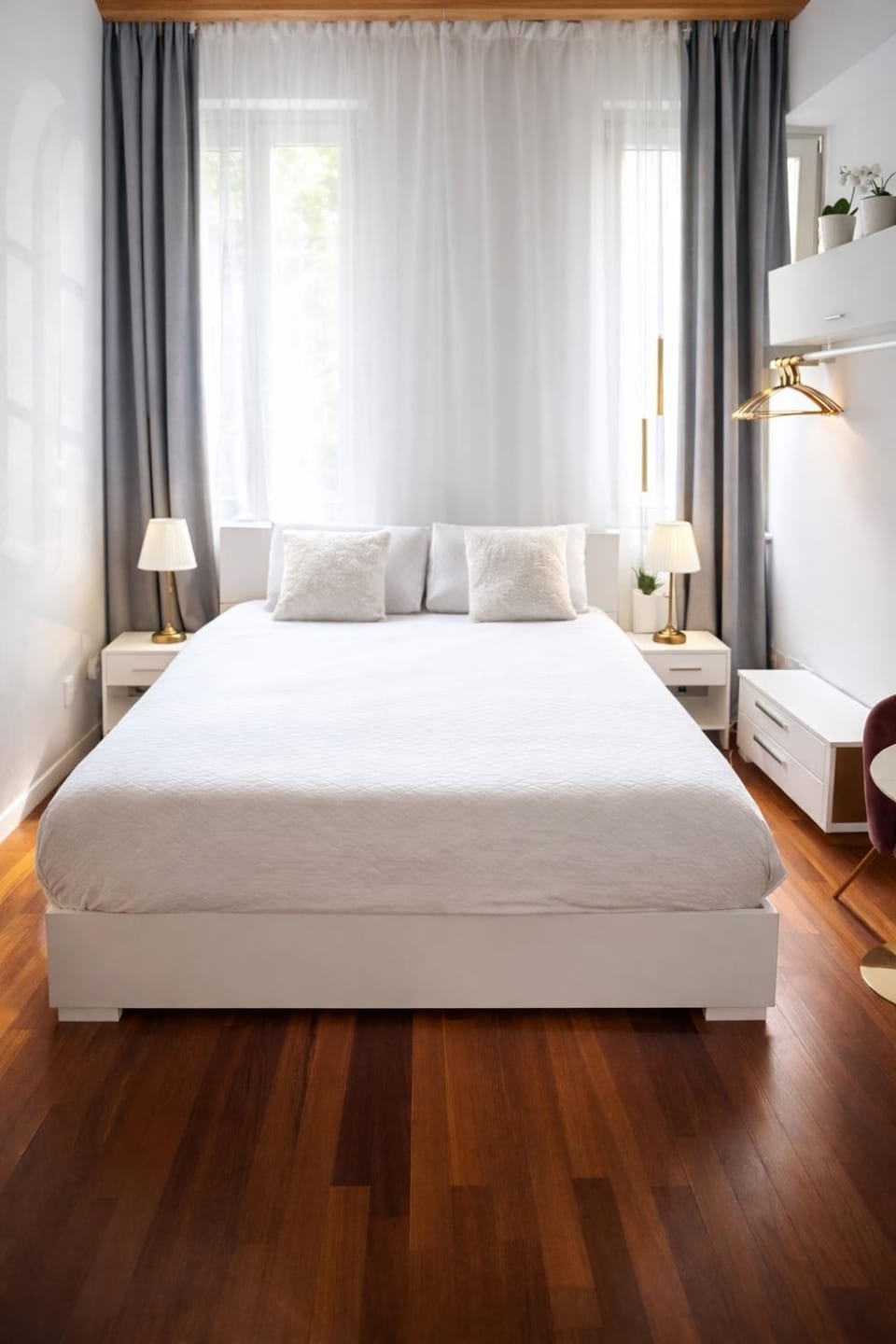 Bed, Photo of the whole room, Bedroom