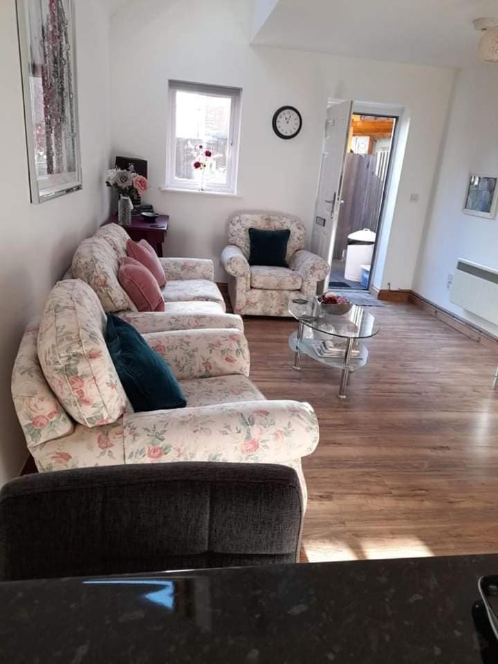 Town centre cottage House in Tewkesbury