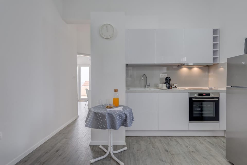 Coffee/tea facilities, Kitchen or kitchenette