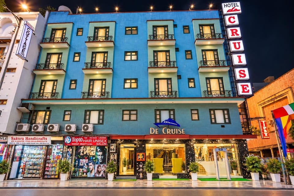 Hotel De Cruise - New Delhi Railway Station Hotel in New Delhi