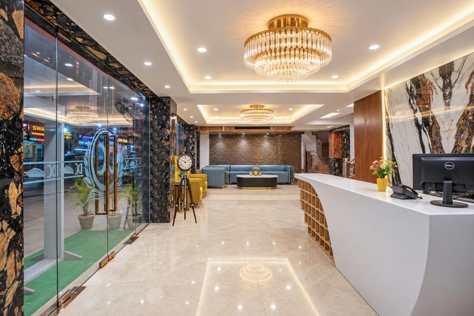 Hotel De Cruise - New Delhi Railway Station Hotel in New Delhi