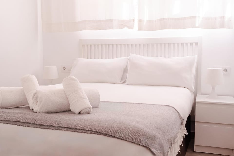 Bed, Business facilities