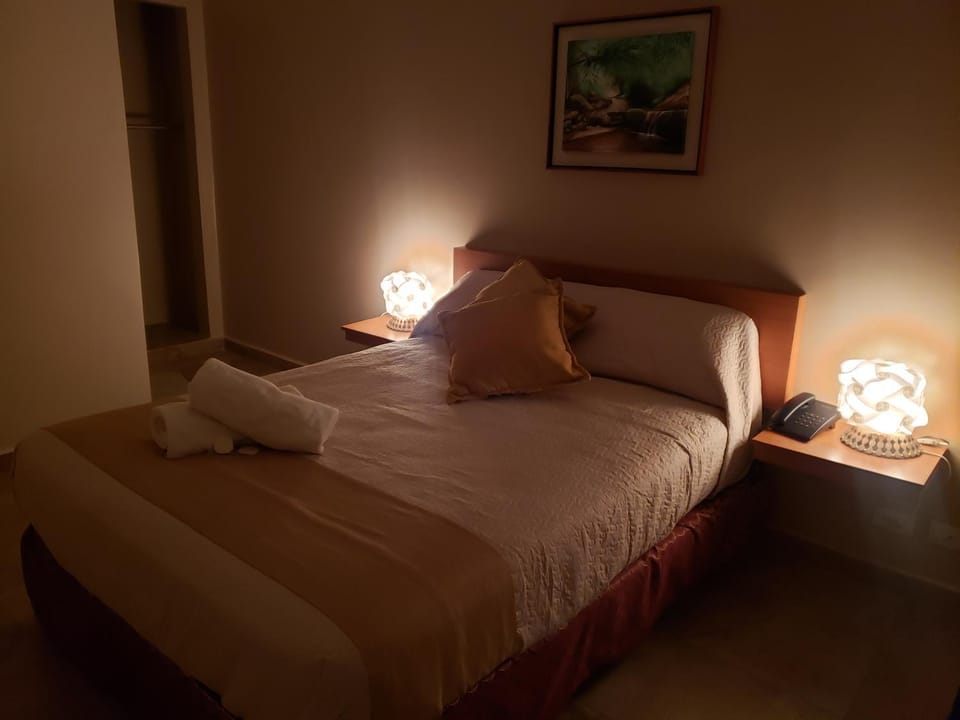 Hotel La Pequena Valencia Hotel in Venezuela