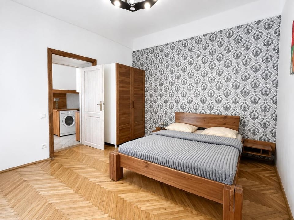 Bed, Photo of the whole room, Bedroom, wardrobe