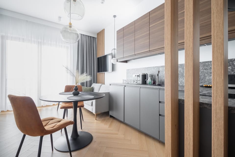 Kitchen or kitchenette, Seating area, Dining area